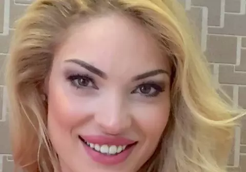 Valentina Pelinel a vorbit prima oară despre numele copilului