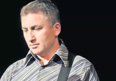 Și-a lansat album în… rate | Cunoscutul folkist, Walter Ghicolescu, a făcut credit de amorul artei | EXCLUSIV