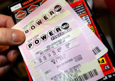 Premiu fabulos: A câștigat aproape 430 de milioane de dolari la loterie