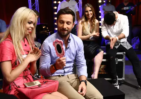 Asta, da, cadou de majorat! Barbie de România și-a dorit o mașină și…