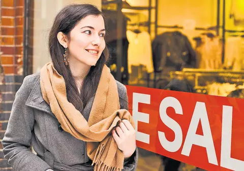 Scad preţurile cu până la 90%! În 15 ianuarie începe sezonul reducerilor