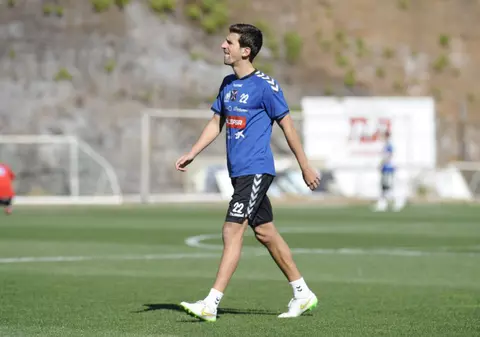 CFR ”recondiționează” un fotbalist trecut pe la Deportivo La Coruna