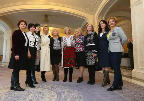 Femeile din politica românească iau atitudine! Vor să fie egale cu bărbații