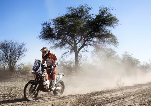 Riderul Mani Gyenes, primit cu tort și aplauze la locul de muncă. ”Am căzut, m-a durut capul...” / VIDEO