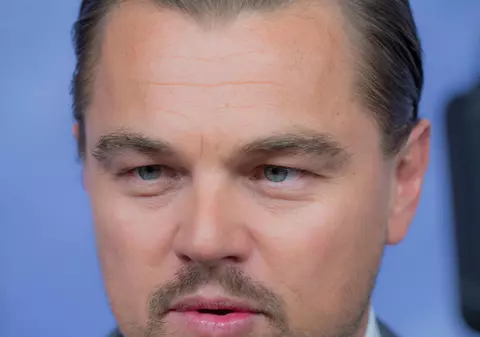 VIDEO | Leonardo DiCaprio, în vizită la Papa Francisc. I-o purta noroc la Oscaruri?