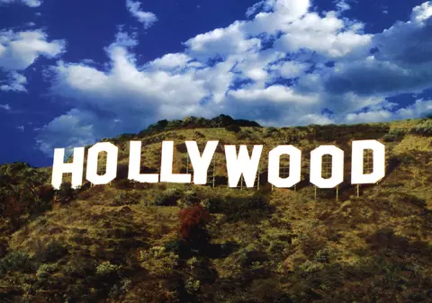 Filmele americane, în mâinile chinezilor. Un miliardar chinez investește în Hollywood