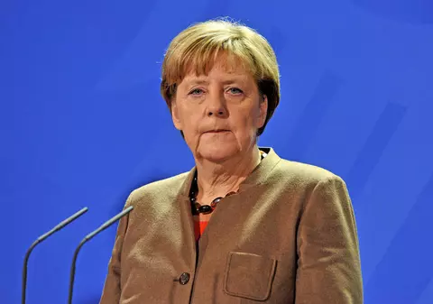 Angela Merkel, îngrijorată de Ordonanțele privind grațierea și modificarea Codurilor penale. A discutat la telefon cu Iohannis