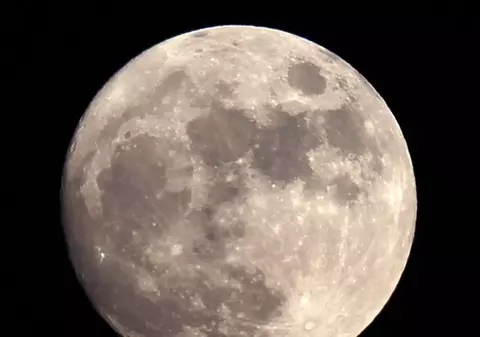 Până în 2030, casa astronauților va fi pe lună