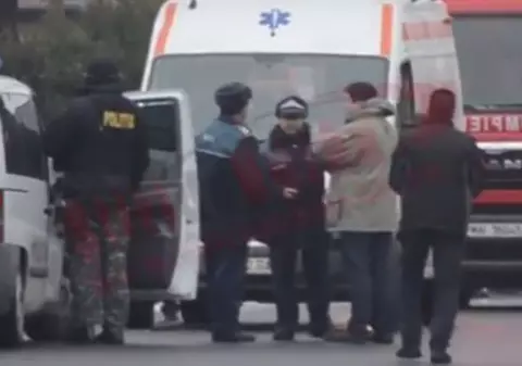 Gestul şocant al unui buzoian, după ce a aflat că soţia l-a înşelat. Poliţia a intervenit imediat