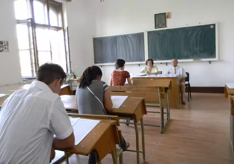 Cel mai bine plătit profesor din România? Cum a câştigat cadrul didactic 80.000 de lei în 2015