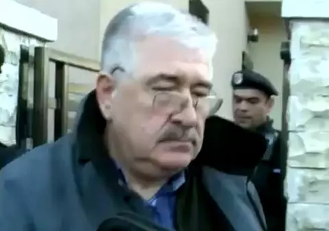 Șpagă «garnisită» cu pește și carne tocată! Șefii Poliției Sinaia și-au mânjit uniformele cu ceva d-ale gurii