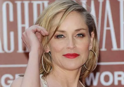 E de NERECUNOSCUT fără machiaj. Sharon Stone, aşa cum nu ai văzut-o niciodată