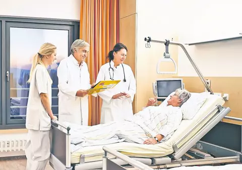 Pierd spitalele de stat bătălia cu cele private? O femeie de 75 de ani a ales să se opereze de cancer la rinichi la o clinică particulară