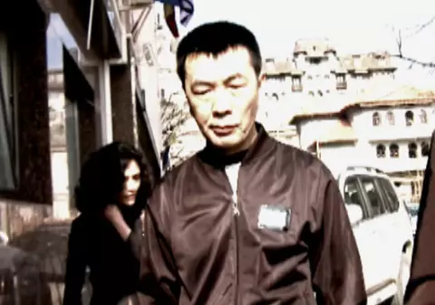 EXCLUSIV | Chinezul care a tranșat și a fiert o familie într-un apartament din București va fi eliberat și expulzat!