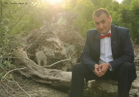 EXCLUSIV/ Familia defunctului solist Ion Artur s-a întors acasă cu cosciugul gol...  Obligați să amâne înmormântarea!