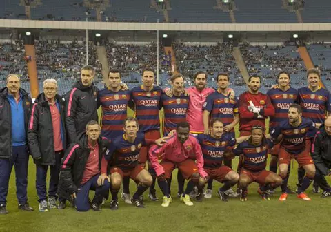 Gică Popescu a jucat din nou fotbal. ^Fostul internațional s-a mișcat bine în meciul legendelor Barcelona - Real 3-0 / GALERIE FOTO&VIDEO