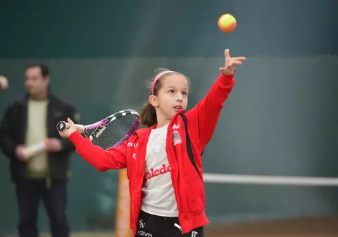 Peste 650 de turnee în 5 țări, cu Tenis Partener și Tenis10! GALERIE FOTO