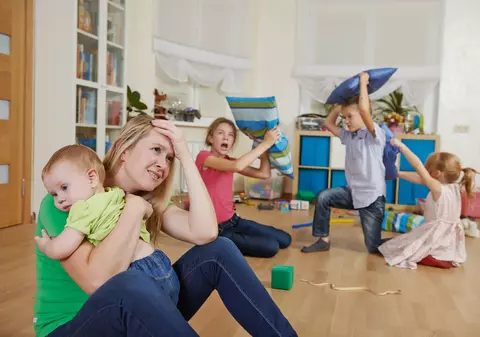 LIBERTATEA TE AJUTĂ Indemnizație viageră pentru mamele cu mulți copii?