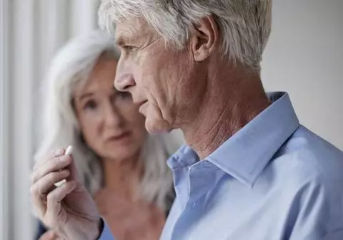 Alzheimerul, boala care nu poate fi împiedicată, ci doar întârziată, face tot mai multe victime