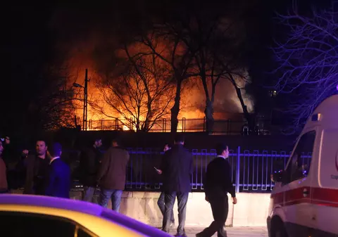 ATENTATUL DIN ANKARA| Președintele Turciei promite să riposteze. SUA condamnă atacul în care au murit 28 de persoane