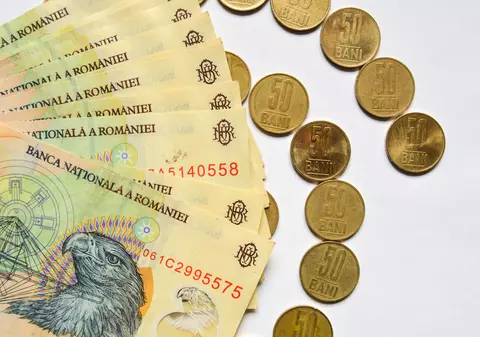 Vești bune pentru milioane de români! Ar putea să scape de o taxă