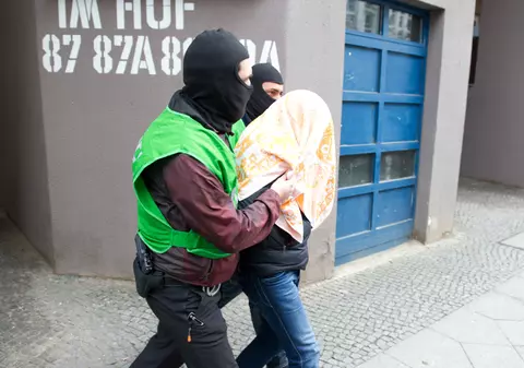 Germania, în stare de alertă. Noi raiduri antiteroriste! Doi algerieni au fost arestați!