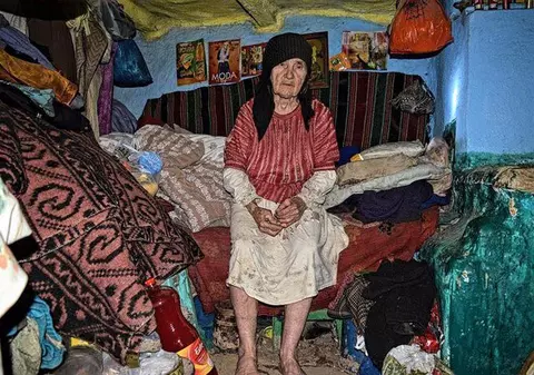 Bunica Ileana de 88 de ani, salvată din frig datorită Facebook