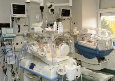 Şase copii internaţi în continuare la Marie Curie