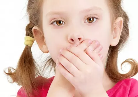 Trei probleme de sănătate orală întâlnite, din ce în ce mai des, la copii