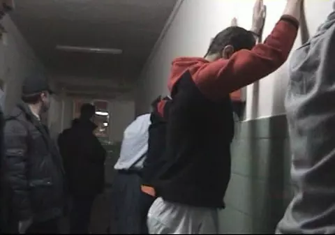 EXCLUSIV / Traficanții de stupefiante fac averi în pușcării. Un gram de drog poate costa 1.000 de euro, de zece ori mai mult decât în libertate !