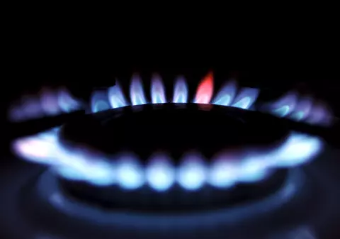 Puteri sporite pentru consumatorii casnici: Clienţii pot amenda furnizorul de gaz şi cu 500 de lei!