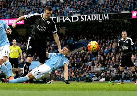 În runda a 25-a din Anglia, City vs Leicester 1-3. ”Vulpile” sunt la putere! Thriller la Liverpool, remiză Chelsea - United. Rezultatele din Premiership / VIDEO