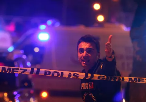 Un presupus membru al Statului Islamic ucis de poliţie la Ankara, unde pregătea un atentat