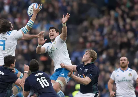 Anglia a trecut de Irlanda, Italia - învinsă de Scoția, galezii bat Franța