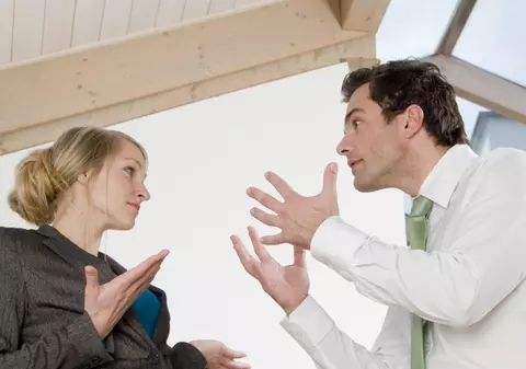 Foarte tare! Vrei să-ți înșeli nevasta? Ai nevoie de acordul ei, în scris!