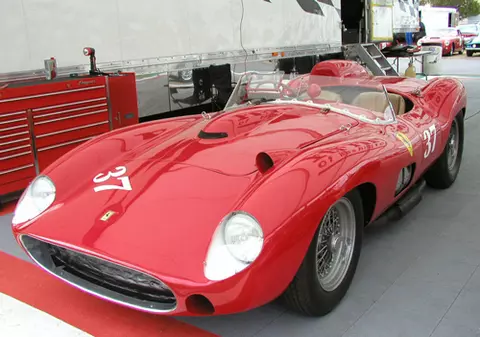 Lionel Messi și-a cumpărat cel mai scump Ferrari din istorie