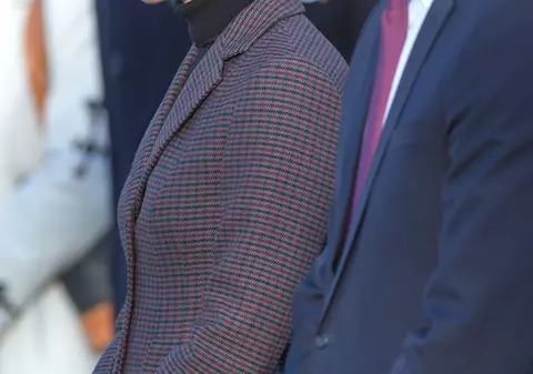 Și-a dat foc în fața palatului în care locuiește Kate Middleton