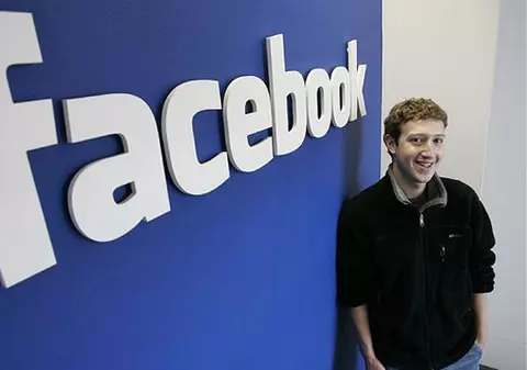 Mark Zuckerberg, fondatorul Facebook, nu își poate deschide firmă în România