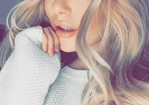 A renunțat la carieră de 10 ani în modelling pentru fotbal! Uite ce frumoasă e!