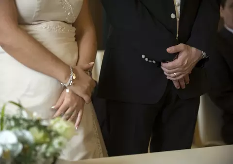 Cât valorează dragostea? 6 milioane de yuani. Atât a plătit părinților pentru mireasă