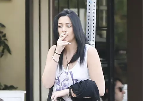 Ce trist! Fiica lui Michael Jackson e alcoolică!