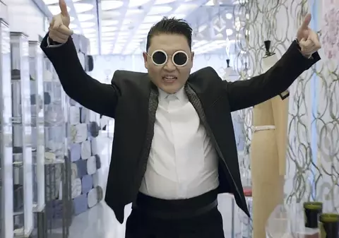 Transformarea uluitoare a lui Psy, artistul "vinovat" pentru fenomenul mondial "Gangnam Style"! Îl recunoști?