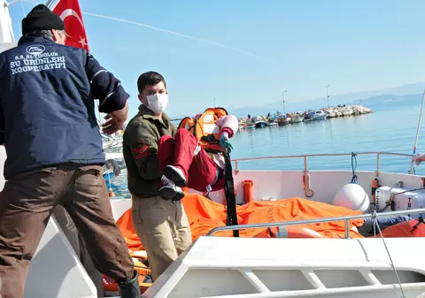 Un nou val de 600.000 de refugiați ar putea ajunge în Turcia ca urmare a luptelor din provincia Alep