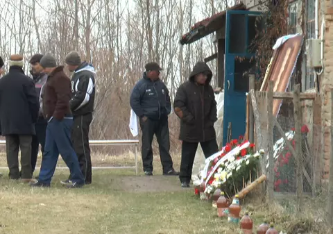 Au murit după ce au băut alcool metilic sustras dintr-un vagon de tren!