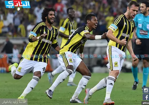 Lucian Sânmărtean este în topul celor mai buni pasatori din lume. E peste Neymar / GALERIE FOTO