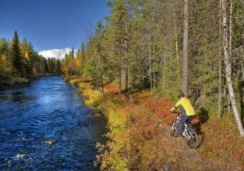 Prognoza meteo pentru luni şi marţi. Vremea va fi mult mai caldă decât normalul lunii februarie