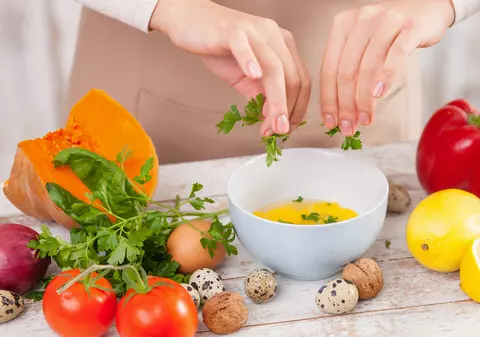 Diete care te îmbolnăvesc: vegetarianism şi veganism