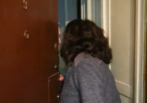 EXCLUSIV | PRIMELE IMAGINI cu torționarul Vișinescu după ce a aflat că va muri în închisoare!