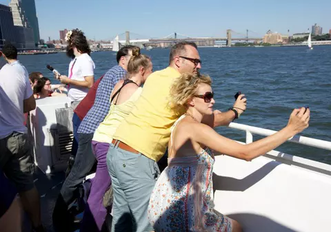 O cunoscută actriţă de la noi face dezvăluiri uimitoare! “Mă trezesc cu dorinţa de a fi bărbat “