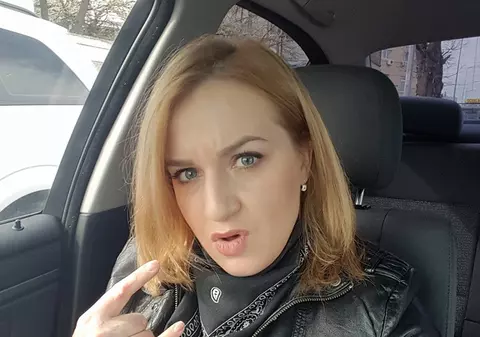 Prima reacţie a unei supravieţuitoare din Colectiv, dupa documentarul Discovery! “ Cum de v-aţi găsit timp să ieşiţi? Care era urgenţa? “